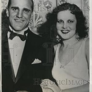 1933 Press Photo Paul Reider Pittsburgh Panthers & Ann Earrell Engagement Photo Cheap For Cheap