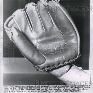 1913 Press Photo Baseball glove made for Pres. Eisenhower for baseball opening Shop For Sale