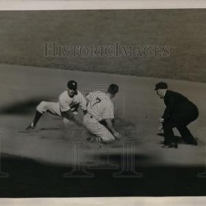 1945 Press Photo Boston Red Sox Shortstop Lakem Sliding Into Second Base Discount Wiki