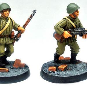(100WWT005) Soviet Infantry LMG team in helmet With Paypal Low Pice