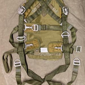 Vintage US Military Complete Parachute Harness Set Extremely For Sale