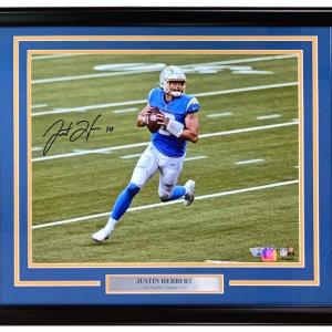 Justin Herbert Signed Framed 16x20 Los Angeles Chargers Running Photo Fanatics High Quality Cheap Pice