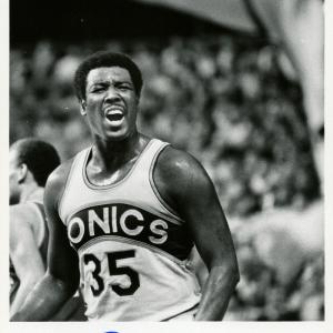 Paul Silas Autographed Signed 8x10 Photo Seattle Supersonics MCS Holo #70192 Outlet Choice