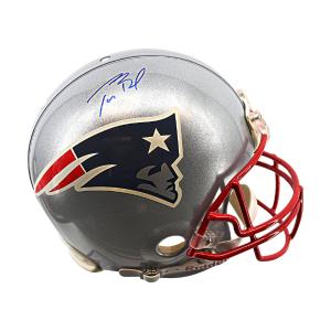 Tom Brady New England Patriots Autographed Signed Authentic Full Size Riddell Helmet (Tri-Star Holo) 2025 Cheap Online