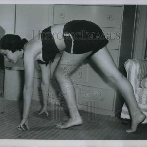 1950 Press Photo Exercise Physical Fitness Model Fashion Sale Online Shop