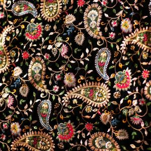 BLACK EMBROIDERED VELVET PAISLEY PATTERN B32-60 Outlet 2025 New
