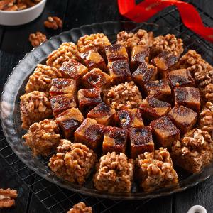 Akhroot With Injeer Halwa 2 Kg Cheap Pice Cost