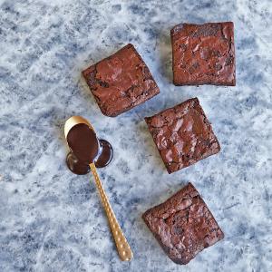 Fudgy Brownies without walnut by Cake Company by Coffee Planet Discount The Cheapest