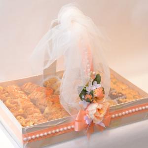 Premium Arabian Sweet (3 kg) in Elegant Basket Countdown Package Cheap Pice