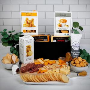 Founders Favorites Deluxe 6pc Cheese, Meat, & Savory Delights Cheap Wholesale