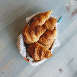 Plant-Based Croissants (4-pack) Best Sale Online