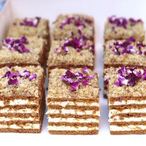 CHRISTINA'S ORIGINAL MINI HONEY CAKE SLICES (BOX OF 9) - 2 DAYS NOTICE REQUIRED* Cheap Sale Enjoy