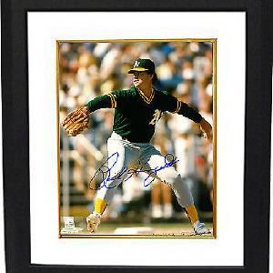 Rick Honeycutt signed Oakland Athletics 8x10 Photo Framed (green jersey) Outlet Manchester