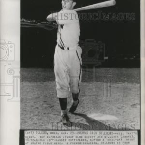 1948 Press Photo Jim St. Louis is signed by American League Club. - cvb76920 Cheap Best Wholesale