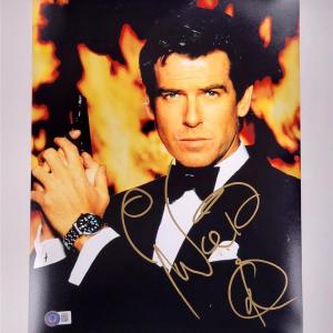 Pierce Brosnan signed 007 James Bond 11x14 photo autograph  Beckett BAS Holo Clearance 2025