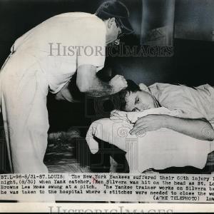 1949 Press Photo New York Yankees Catcher Ken Silvera Laying On Bed Cheapest For Sale