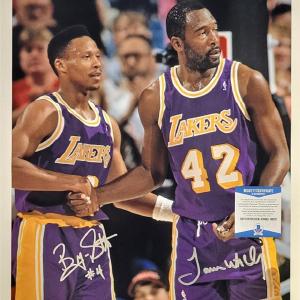 Byron Scott & James Worthy signed 16x20 photo autograph BAS Beckett Witness New Online