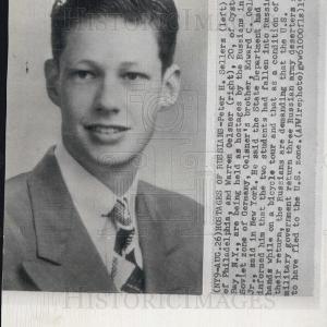 1949 Press Photo Peter Sellers Russian Hostage Cheap Wide Range Of