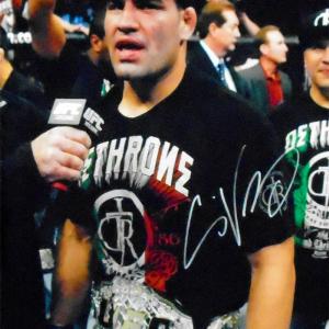 Cain Valasquez Autographed 11x14 Photo (PSA/DNA) Sale Best Pices