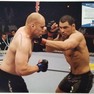 Cain Velasquez signed UFC 11x14 photo Autograph (C)  Beckett BAS COA Outlet Get To Buy
