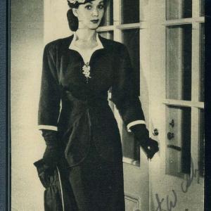 Carole Landis Hand Signed Psa/dna Cert 1940`s Photo Authentic Autograph Sale Low Shipping Fee