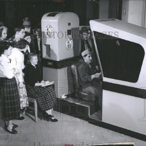 1952 Press Photo The Roadometer, driving skill device Free Shipping Buy