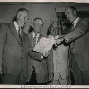 1954 Press Photo New York Yankees Manager Stengel also pictured Frick, Giles Cheap Sale 2025 Newest
