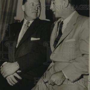 1954 Press Photo San Francisco 49ers Football Coach & Co-Owner Talk 2025 New For Sale