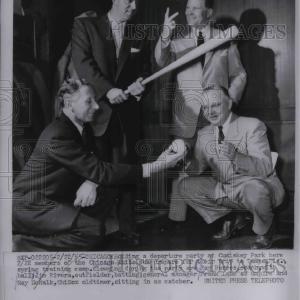 1955 Press Photo Chicago White Sox Outfielder Jim Rivera & Frank Lane Cheap Sale Brand New Unisex