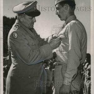 1953 Press Photo Best All-Round Boy Medal Presented at Alabama Boys School Low Pice Fee Shipping For Sale
