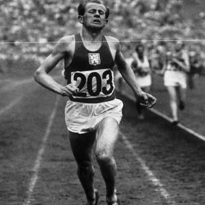 Emil Zatopek na trci Really Cheap