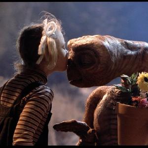 E.T. The Extra Terrestrial poljubac Official Sale Online