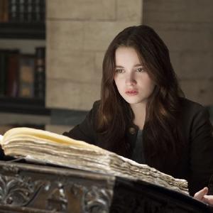 Beautiful Creatures scena u biblioteci Sale Reliable