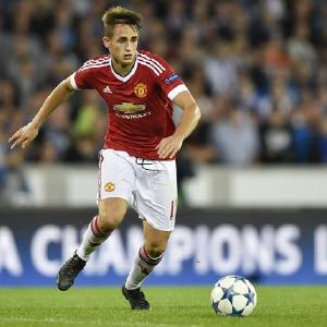 Adnan Januzaj lopta Cheap Sale Footlocker Finishline