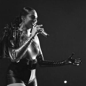 Alesha Dixon koncert Clearance Store Cheap Online