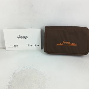 2019 Jeep Cherokee Owners Manual Book Guide P/N:19KL-EIG-AA OEM Used Auto Parts Clearance 2025 Unisex