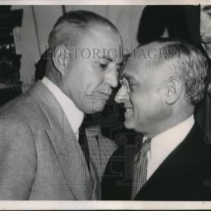 1939 Press Photo Justice Felix Frankfurter and Senator Matthew Neely Discount 2025 Unisex