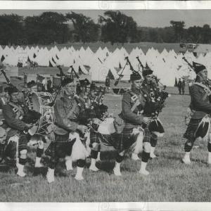 1939 Press Photo Scottish Regiment Windsor Ontario Buy Cheap 2025 Unisex