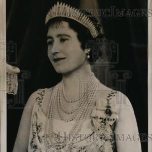 1939 Press Photo Queen Elizabeth of England Get Authentic For Sale