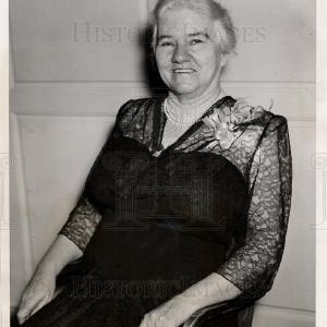 1943 Press Photo Elizabeth Kenny Sister Statler Store Online