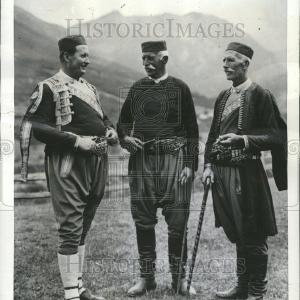 1941 Press Photo YUGOSLAVIA PEOPLE Discount