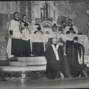 1944 Press Photo Innaugaration of De Pawl Free Shipping New Styles