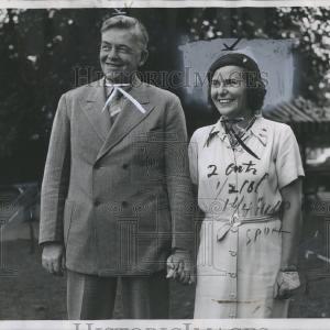 1939 Press Photo Mr. & Mrs Whitney Harb Discount Best Store To Get