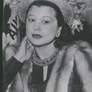 1940 Press Photo Mrs. Cornelius Vanderbilt Jr Official For Sale