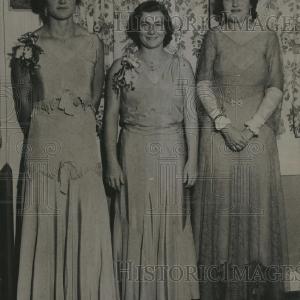 1932 Press Photo Goepel Stevens Shop Offer For Sale