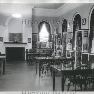 1936 Press Photo Library Roberts Corner Caurse books Outlet Affordable