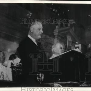 1936 Press Photo Pres. Franklin Roosevelt in President Franklin D. Roosevelt Sale 100% Authentic