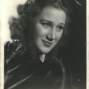 1938 Press Photo Dorothy Lowell American Radio Personality Clearance Clearance Store