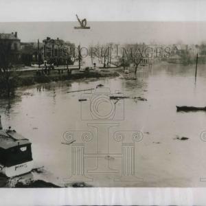 1937 Press Photo Wheeling West Virginia Flood Clearance Newest