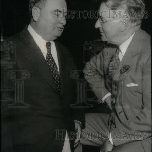 1935 Press Photo Assisstant Attorney General Joseph Clearance Sast